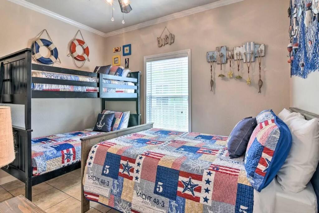 Coastal Heaven - Crystal Beach Relaxing Beach Home Bolivar Peninsula Ngoại thất bức ảnh